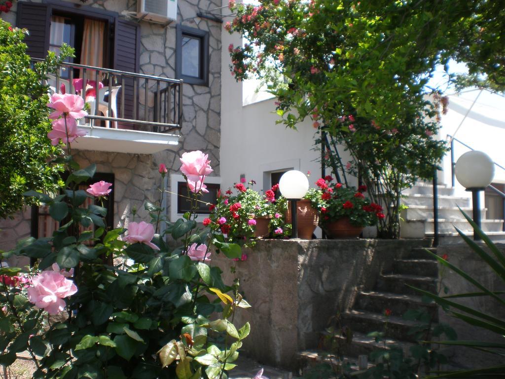 Islands Apartments Pétra Kültér fotó